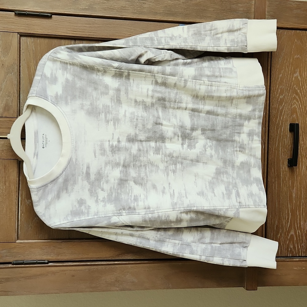 🎁Athleta sweatshirt,  lightweight size L